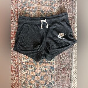 Nike cotton shorts, medium